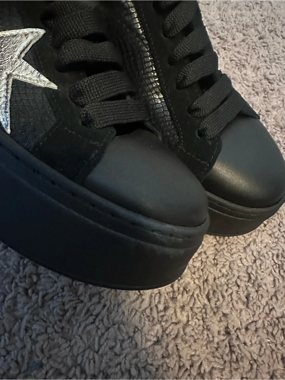 Joccia Italian Leather Star Platform Sneakers Black Silver Size 39